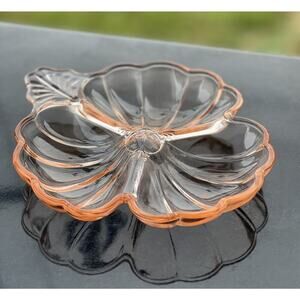 Jeannette Glass Doric Pink 3-Part Clover‎ Candy Nut Dish Relish 6"